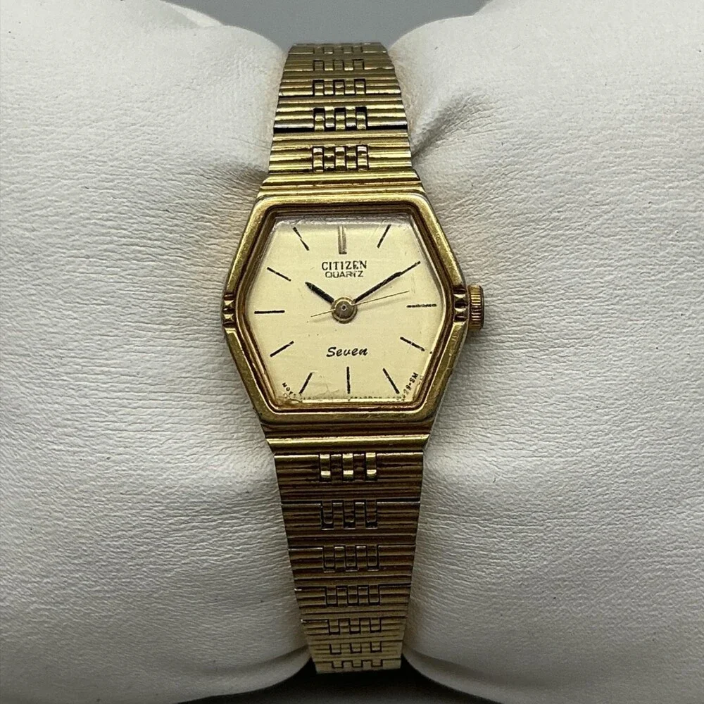 Vintage Citizen Seven Womens Watch 18mm Gold Tone 2030-94464D New Battery 6